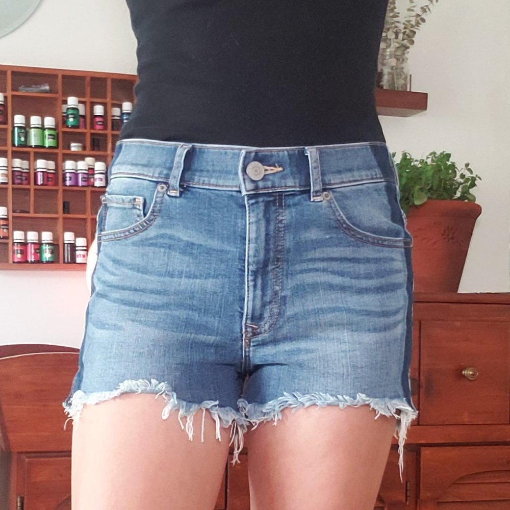 Express shorts